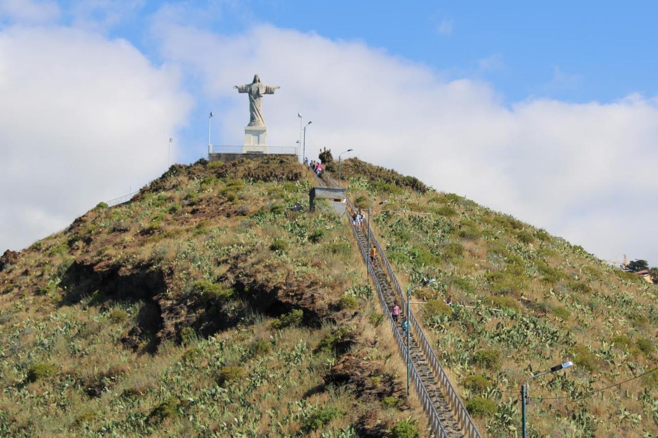 Moradia - Osei Santa Cruz (Madeira) Exterior photo